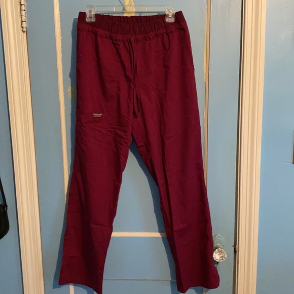 Cherokee scrub set - Picture 3 of 3